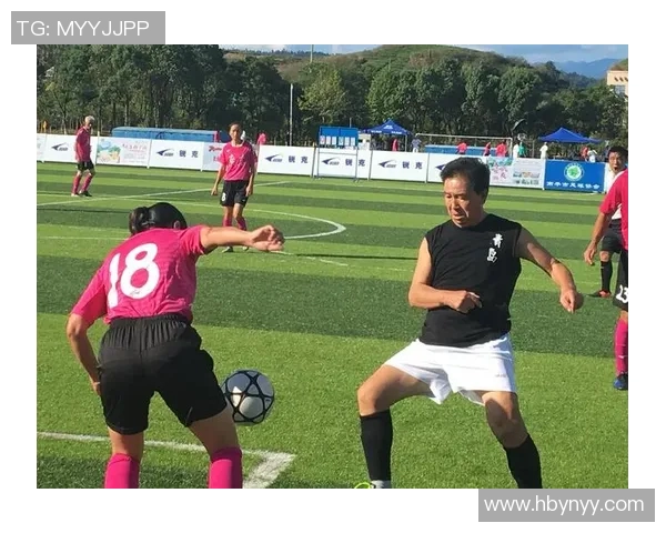 足球明星镭射照片全景展示尽显风采与魅力的精彩瞬间合集